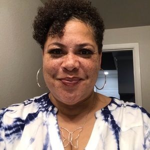 Meet your Posher, Ayanna